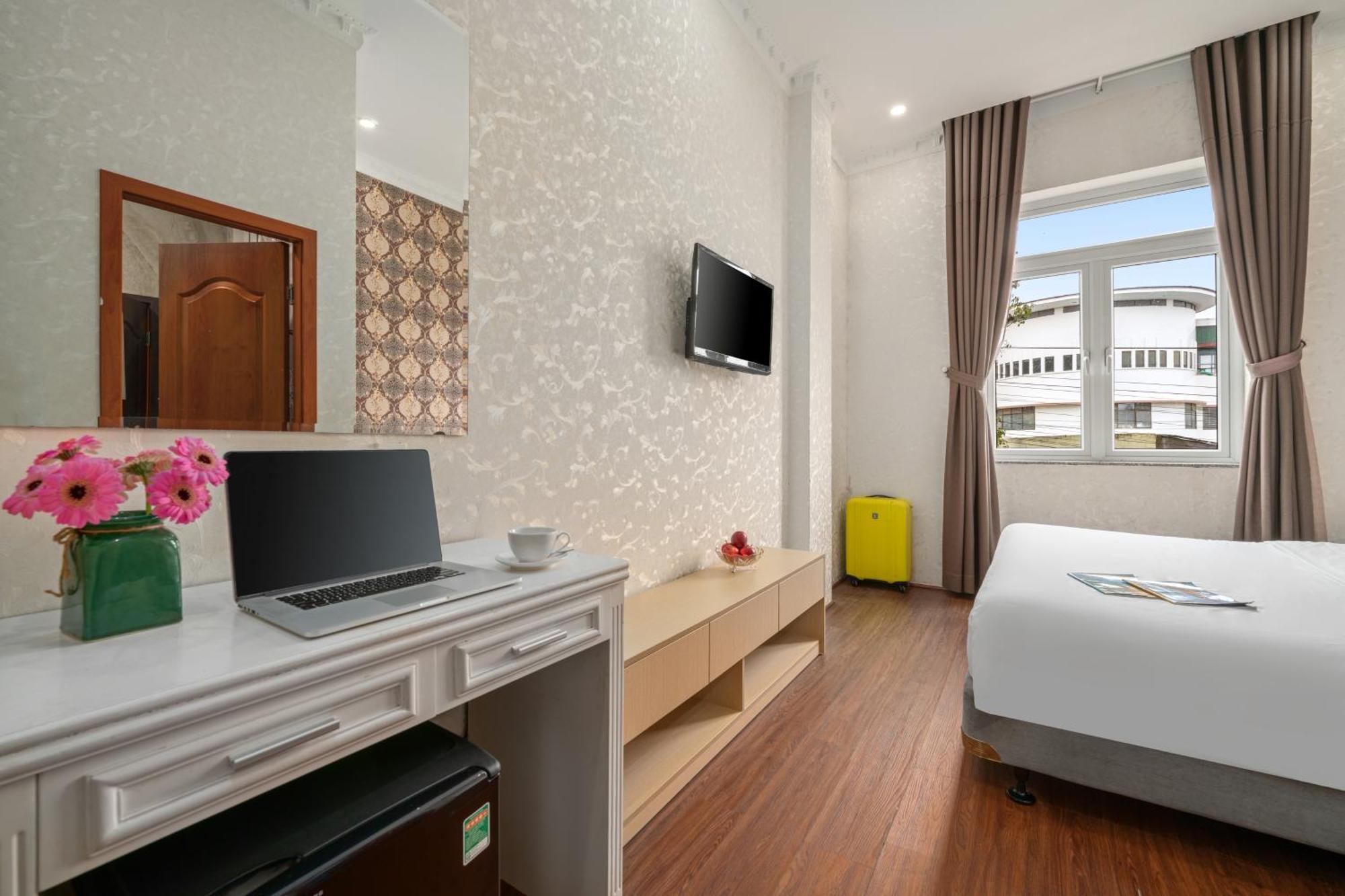 Be U Hotel City View Da Lat Buitenkant foto